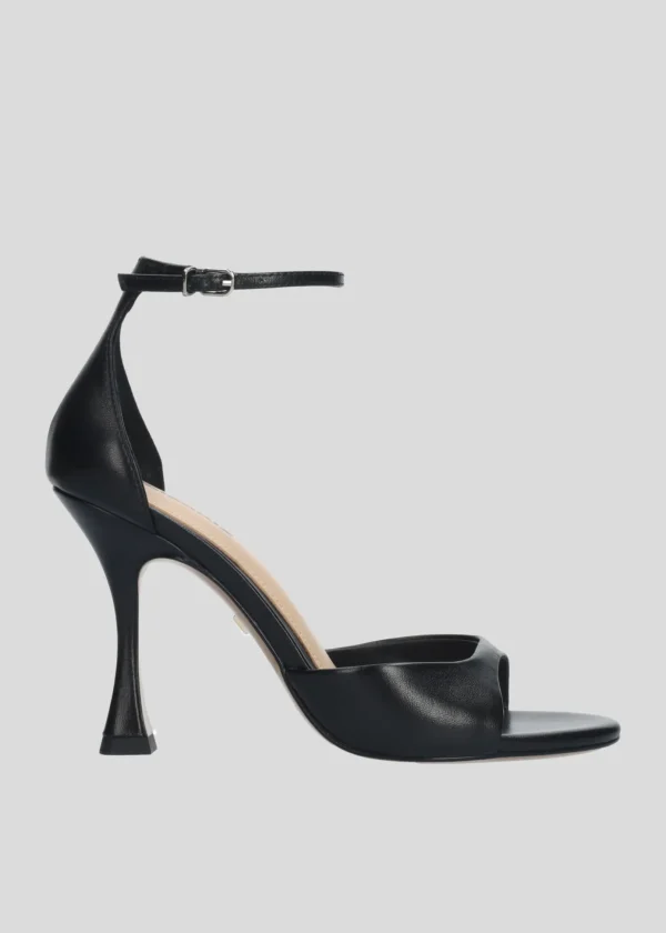 KUMALA HEEL SANDAL