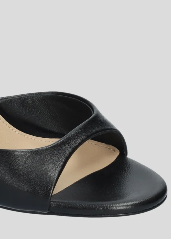 KUMALA HEEL SANDAL